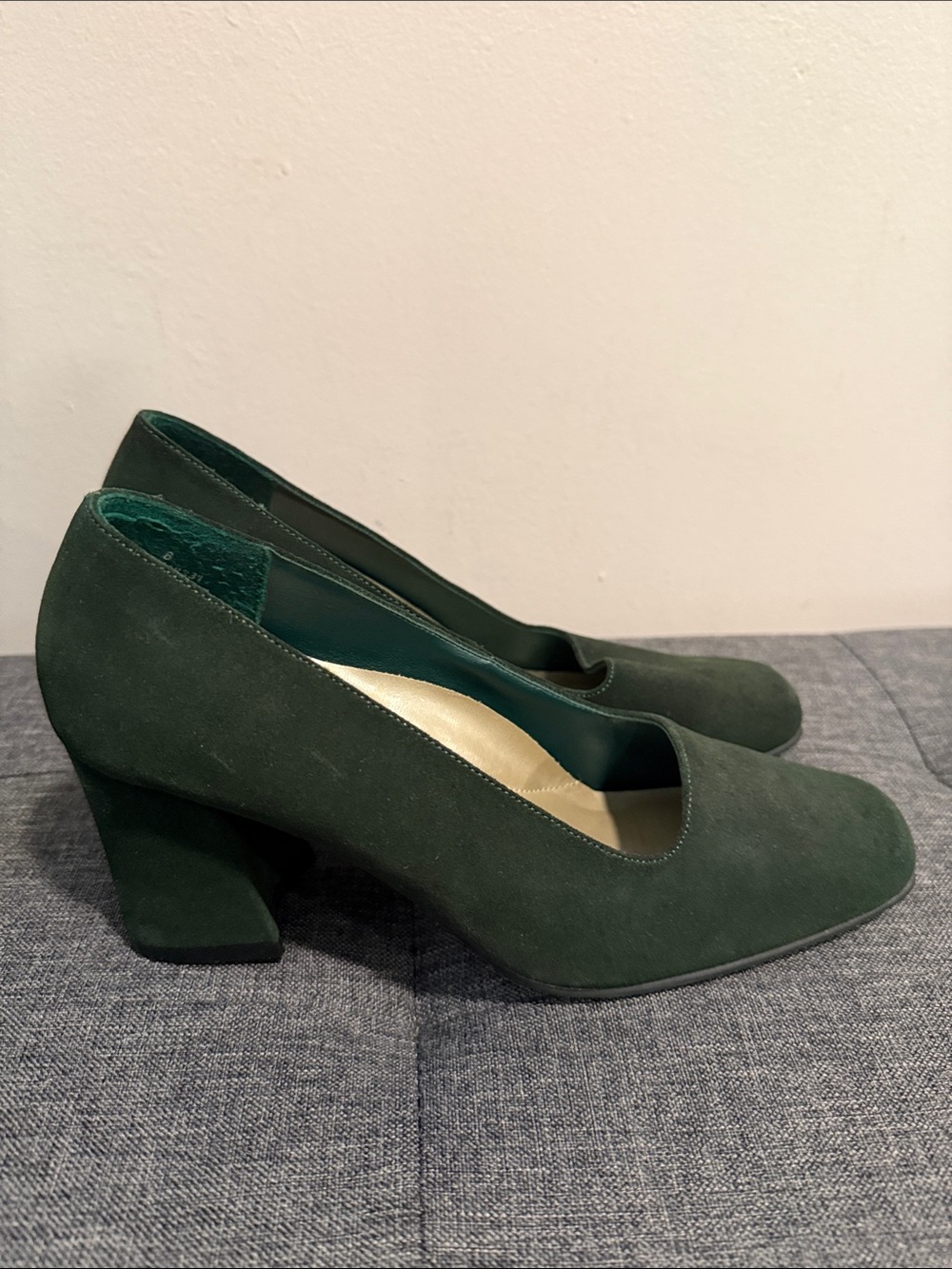Fashion Bug Dark Green Suede Block Heel Pumps Size 8